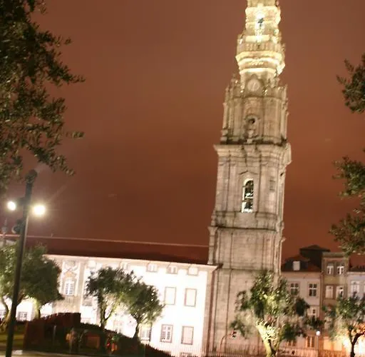 2u Urban Pensión 3*